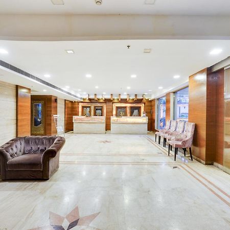 Super Townhouse Oak Alandur Near Chennai Airport Formerly Vijay Park Exterior photo